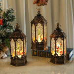 Χριστουγεννιάτικο Φωτιζόμενο Φαναράκι με Μουσική σε Διάφορα Σχέδια - Christmas Snow Globe Lantern with Music - Image 2