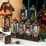 Χριστουγεννιάτικο Φωτιζόμενο Φαναράκι με Μουσική σε Διάφορα Σχέδια - Christmas Snow Globe Lantern with Music - Image 2