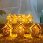 Χριστουγεννιάτικο Ξύλινο Κρεμαστό Σπιτάκι Φωτιζόμενο LED - Christmas LED house - Image 8